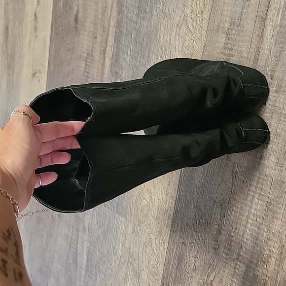 Womems size 9 Sam & Libby suede boots - Picture 2 of 2